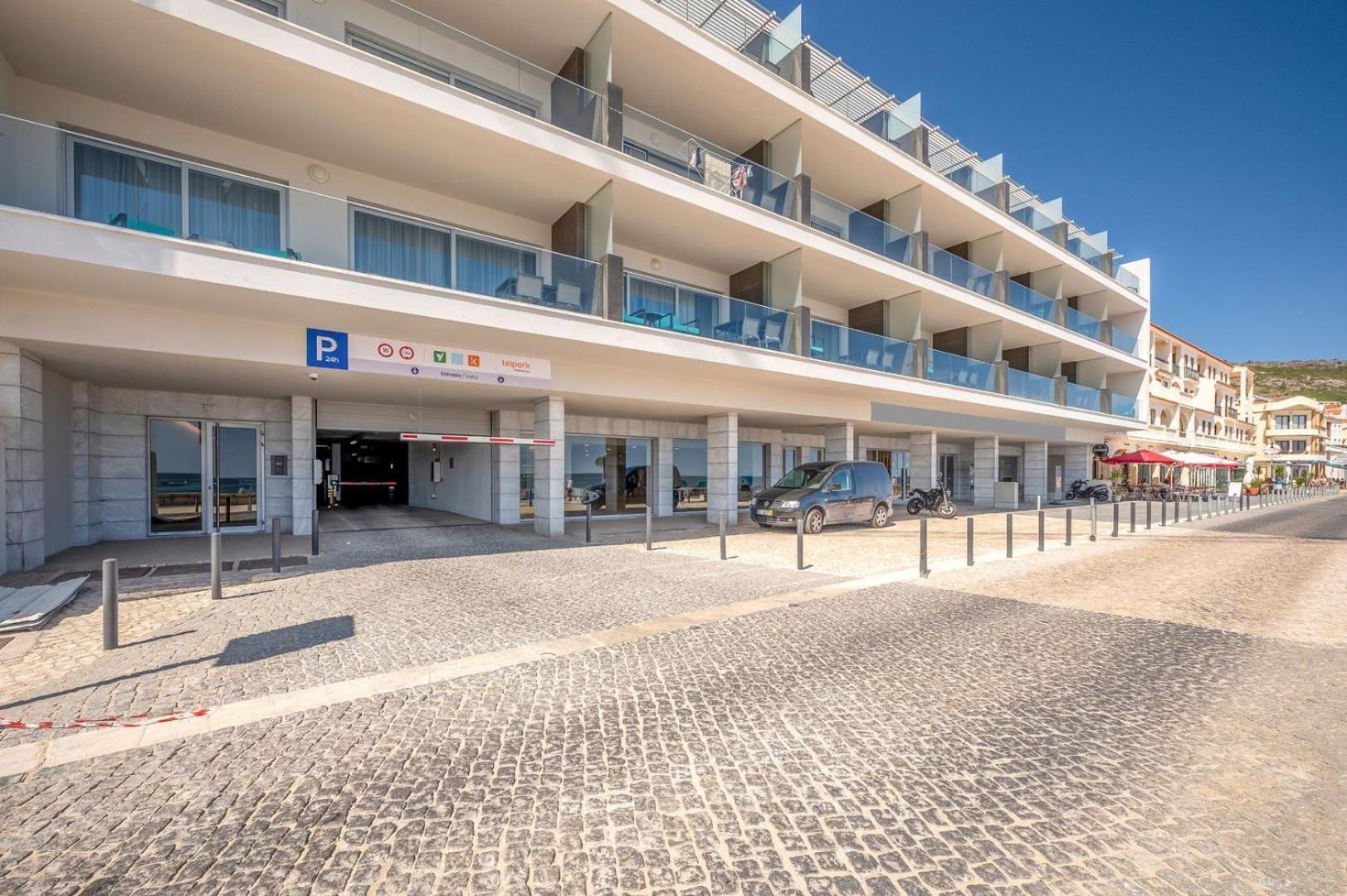 Guestready - Beachfront Naufrago'S Retreat 2 Sesimbra Exterior photo